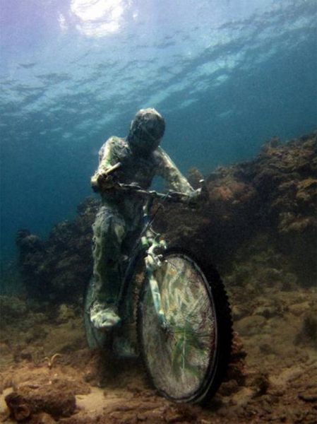 Awesome Giant Sculptures (31 pics)