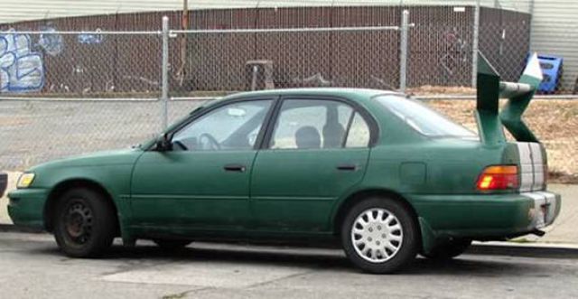 Ridiculous Car Spoilers (15 pics)