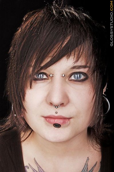 Some Facial Piercings (18 pics)