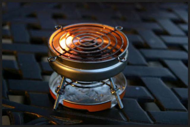 How to Make a Mini BBQ Grill (8 pics)