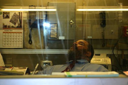 People Snoozing at Work (22 pics)