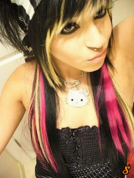 14 Emo Babes 71 pics 