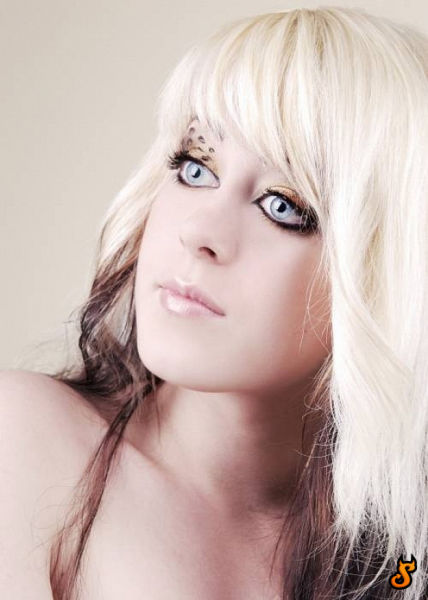 Emo Babes (71 pics)