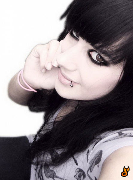 New Selection with Emo Girls (35 pics)