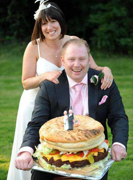 Return to Strange Wedding Cakes 12 pics 