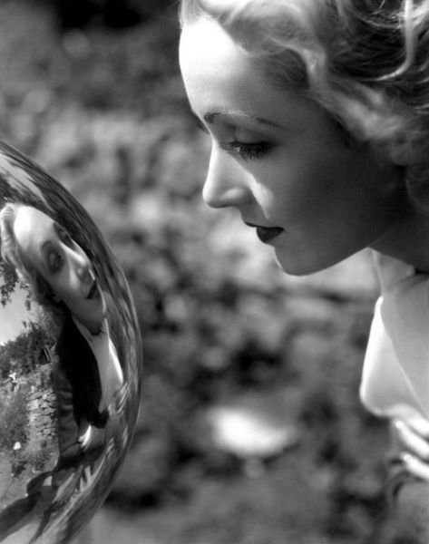 Rare Photographs of Celebrities. Part 12