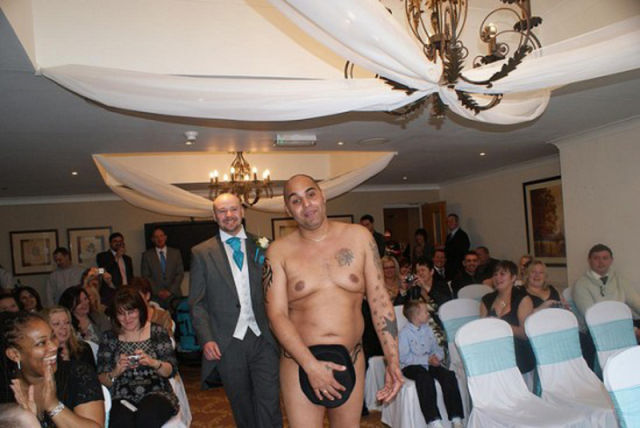 Return to Naked Bride and Groom Not Ashamed 6 pics