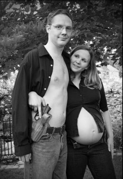 weird photos of 640 28 Weird Photos of Pregnant Women (34 pics)