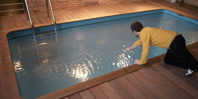 Swimming Pool Illusion