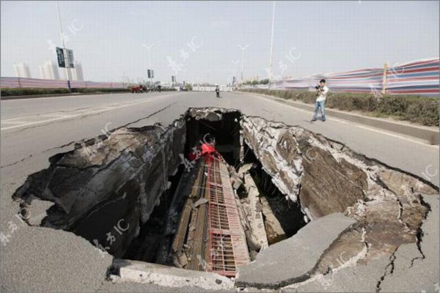 Chinese Bridge Collapse | Amazing & Funny