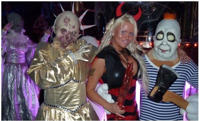 Russian Chicks and Guys Posing for Social Network Pics