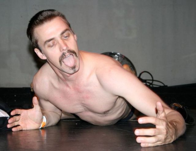 ridiculous_air_sex_championships_640_03.jpg