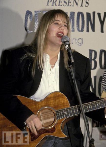 Chastity Bono