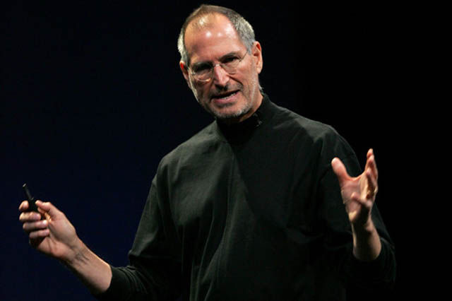 Стив Джобс покинул пост CEO компании Apple.