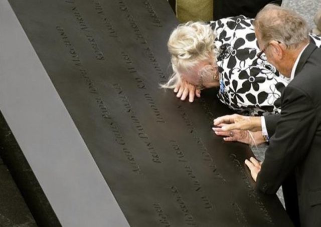 Powerful 9/11 Commemoration Images