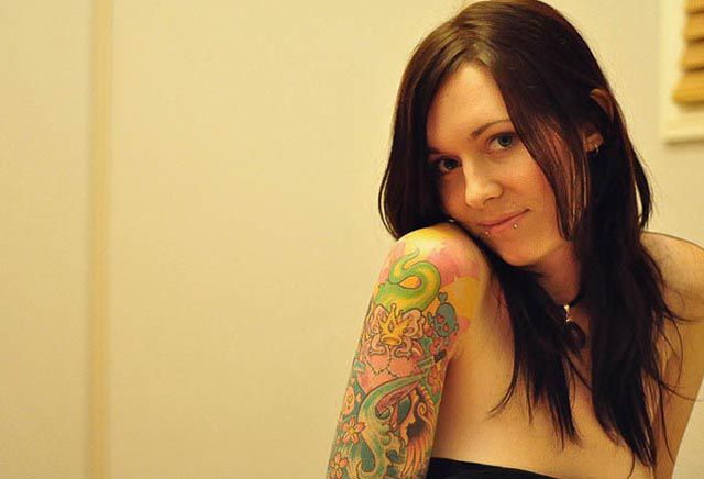 Chicks with Tattoo Sleeves