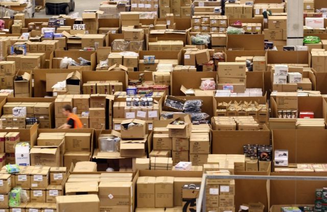 Amazon.com�s Gigantic Warehouse