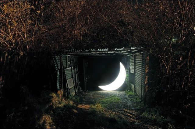 [imagetag] The Moon Comes to Us