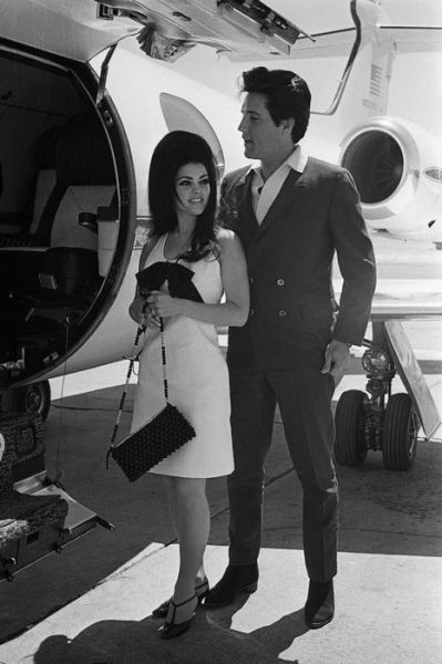Rare Photographs of Celebrities. Part 18