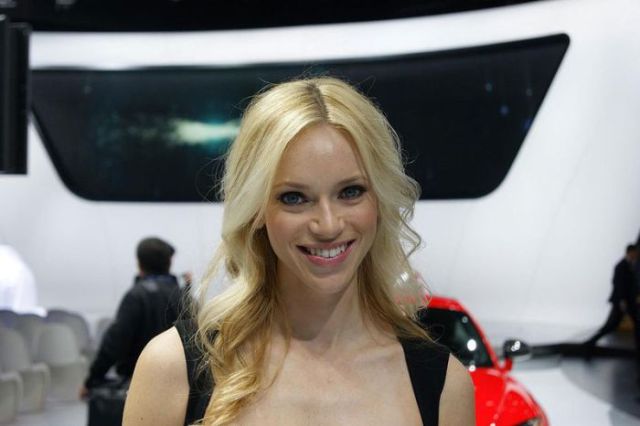 Detroit Auto Show Babes