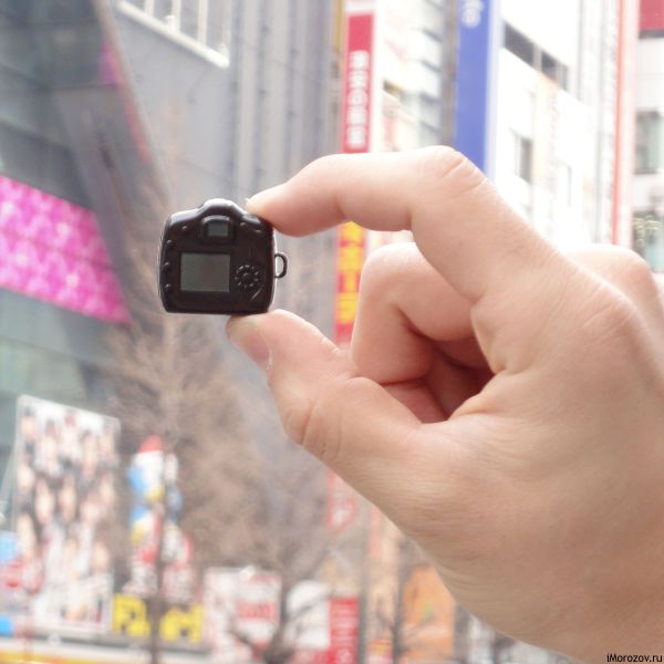 The Tiniest Camera in the World