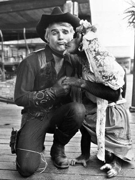 Rare Photographs of Celebrities. Part 19
