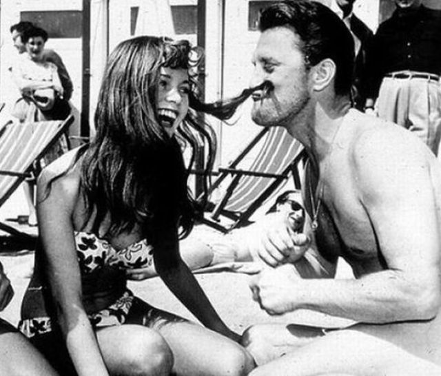 Rare Photographs of Celebrities. Part 19