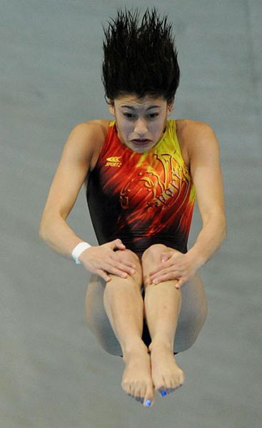 Divers’ Funny Mid Air Contorted Faces