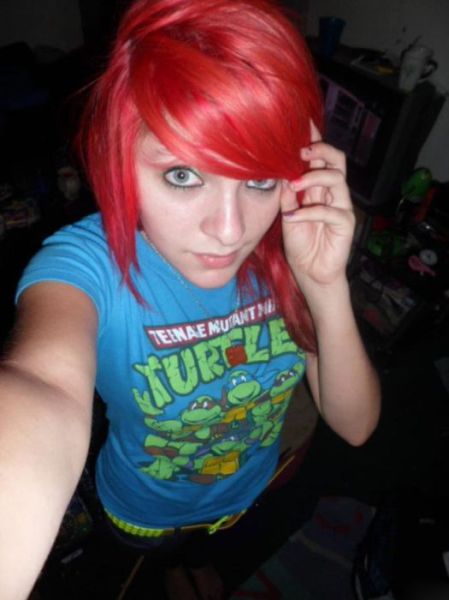 Cute Emo Girls