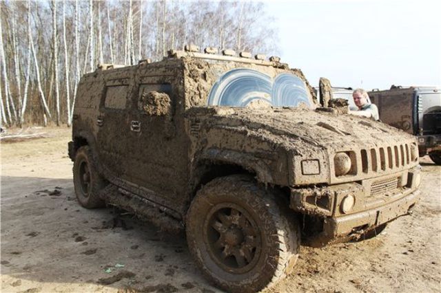 really_dirty_cars_from_russia_640_03.jpg