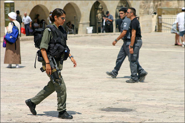 These Israeli Army Ladies are Dazzling