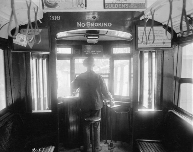 NYC Municipal Gallery Reveals Curious Historical Photos