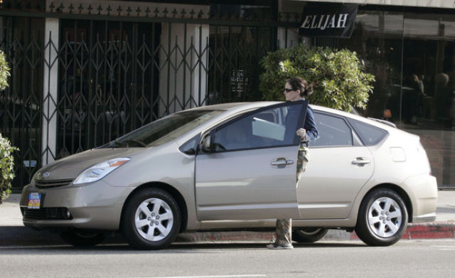 Toyota Prius Is an Ultimate Celebrity Car