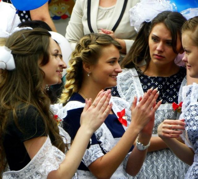 The Cutest 2012 Russian Graduates