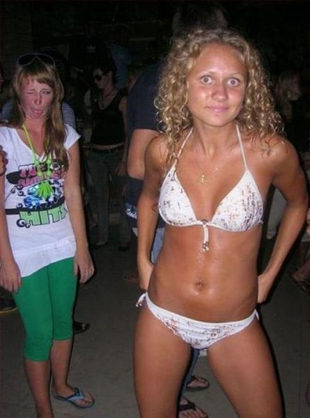 The Most Ridiculous Bikini Photos Ever Pics Izismile