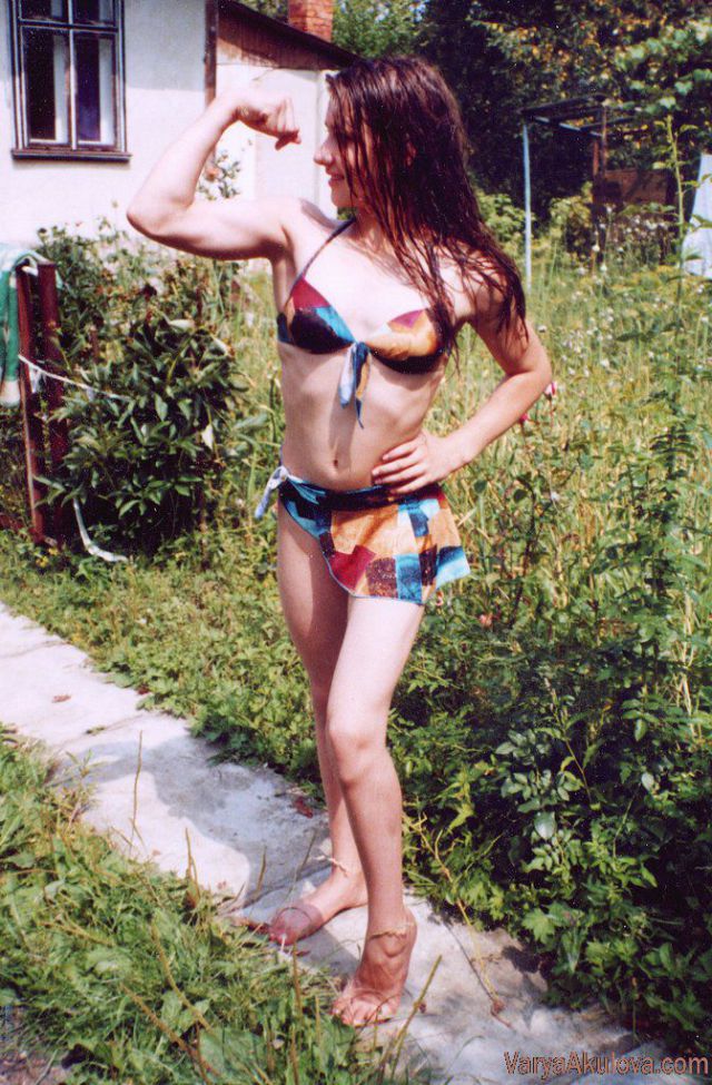 video clips of teen movies busty strong female acrobats