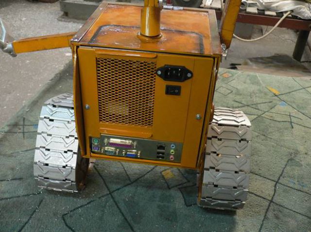 Amazing WALL-E Computer Case