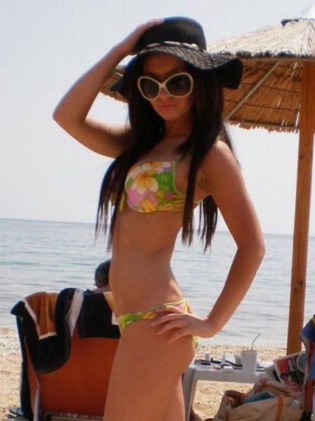 “Glamorous” Russian Social Network Girls