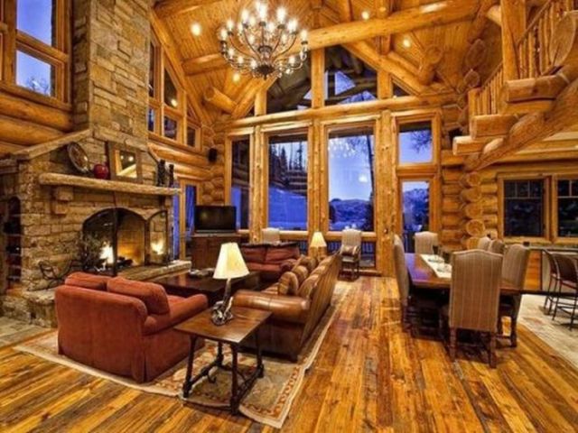 Magnificent Log Houses