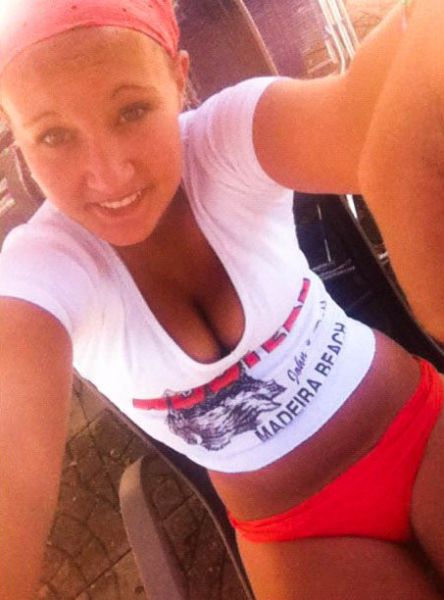 Instagram Pictures of Hooters Chicks Instagram Pictures of Hooters Chicks