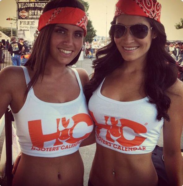 Instagram Pictures of Hooters Chicks Instagram Pictures of Hooters Chicks