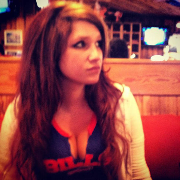 Instagram Pictures of Hooters Chicks Instagram Pictures of Hooters Chicks
