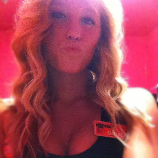 Instagram Pictures of Hooters Chicks Instagram Pictures of Hooters Chicks