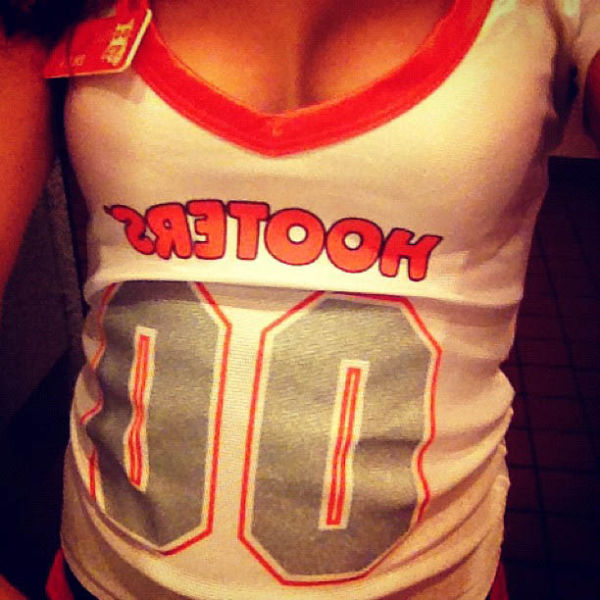 Instagram Pictures of Hooters Chicks Instagram Pictures of Hooters Chicks