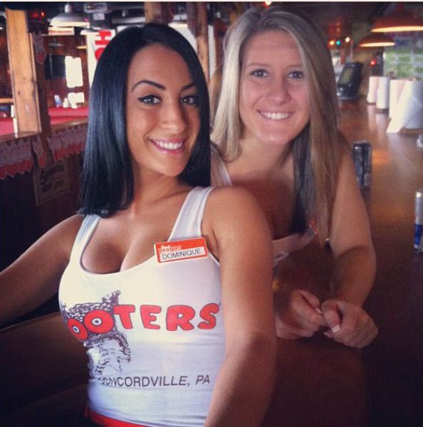 Instagram Pictures of Hooters Chicks Instagram Pictures of Hooters Chicks