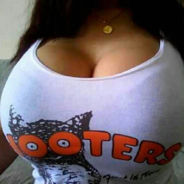 Instagram Pictures of Hooters Chicks Instagram Pictures of Hooters Chicks