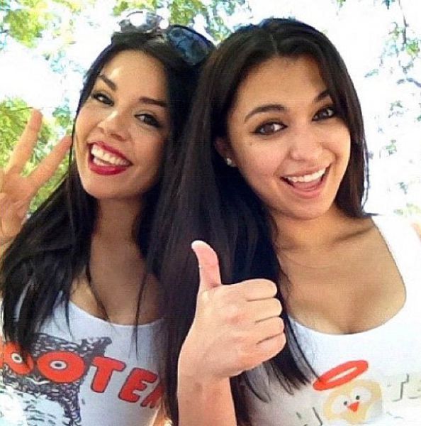 Instagram Pictures of Hooters Chicks Instagram Pictures of Hooters Chicks