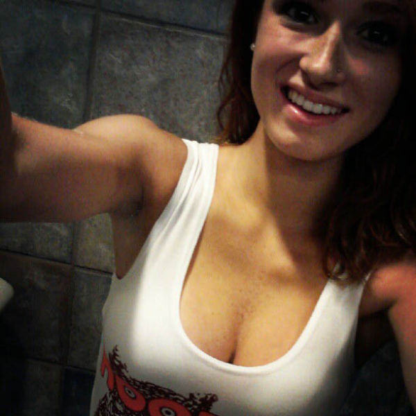Instagram Pictures of Hooters Chicks Instagram Pictures of Hooters Chicks