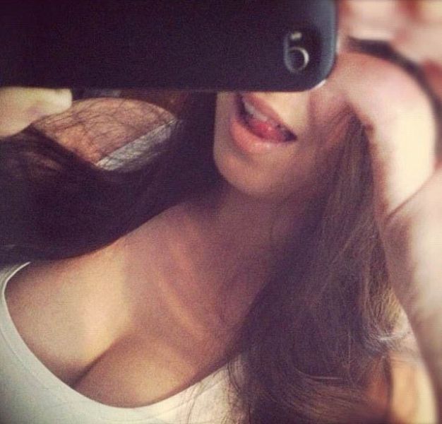 Instagram Pictures of Hooters Chicks Instagram Pictures of Hooters Chicks