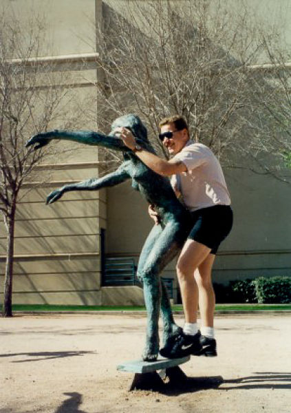 WTF Statue Pawing Pics